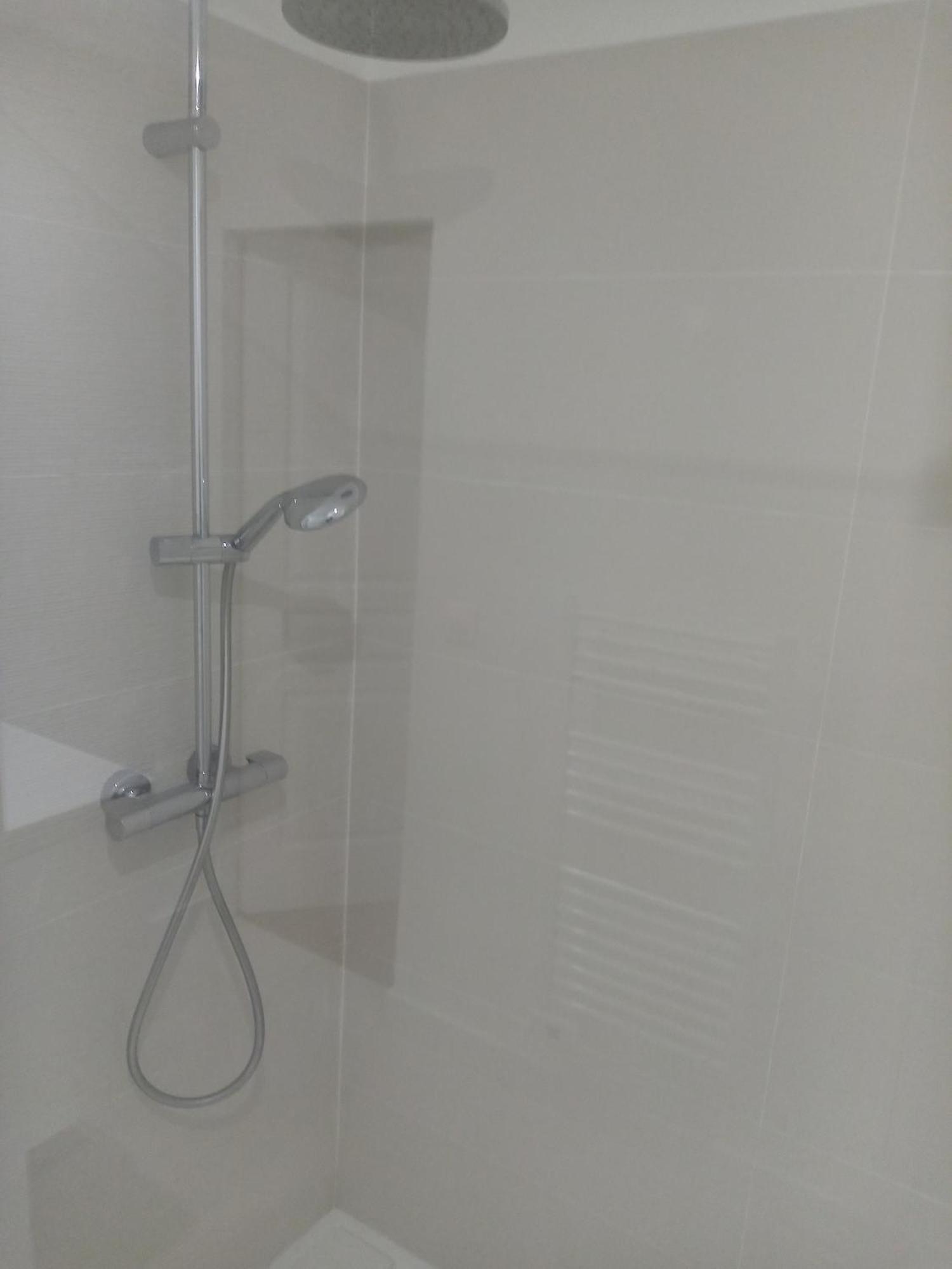 Quartier Le Plus Anime De Marseille "La Plaine Cours Julien "Chambre Avec Salle De Bain Wc Privee Integrees "Dans Appartement Eksteriør bilde