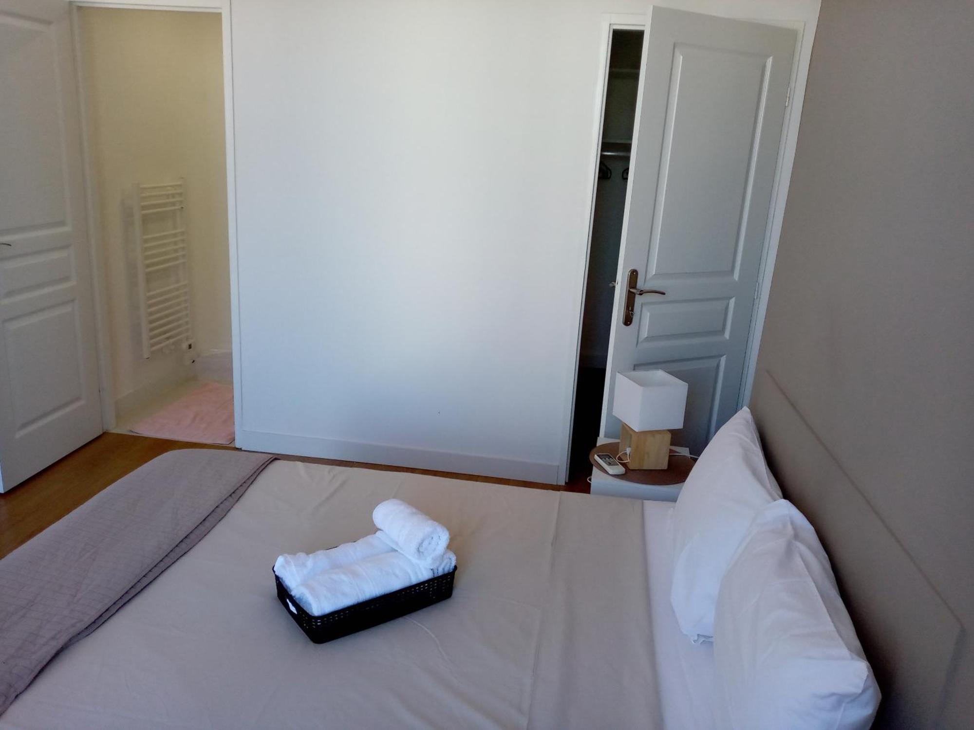 Quartier Le Plus Anime De Marseille "La Plaine Cours Julien "Chambre Avec Salle De Bain Wc Privee Integrees "Dans Appartement Eksteriør bilde