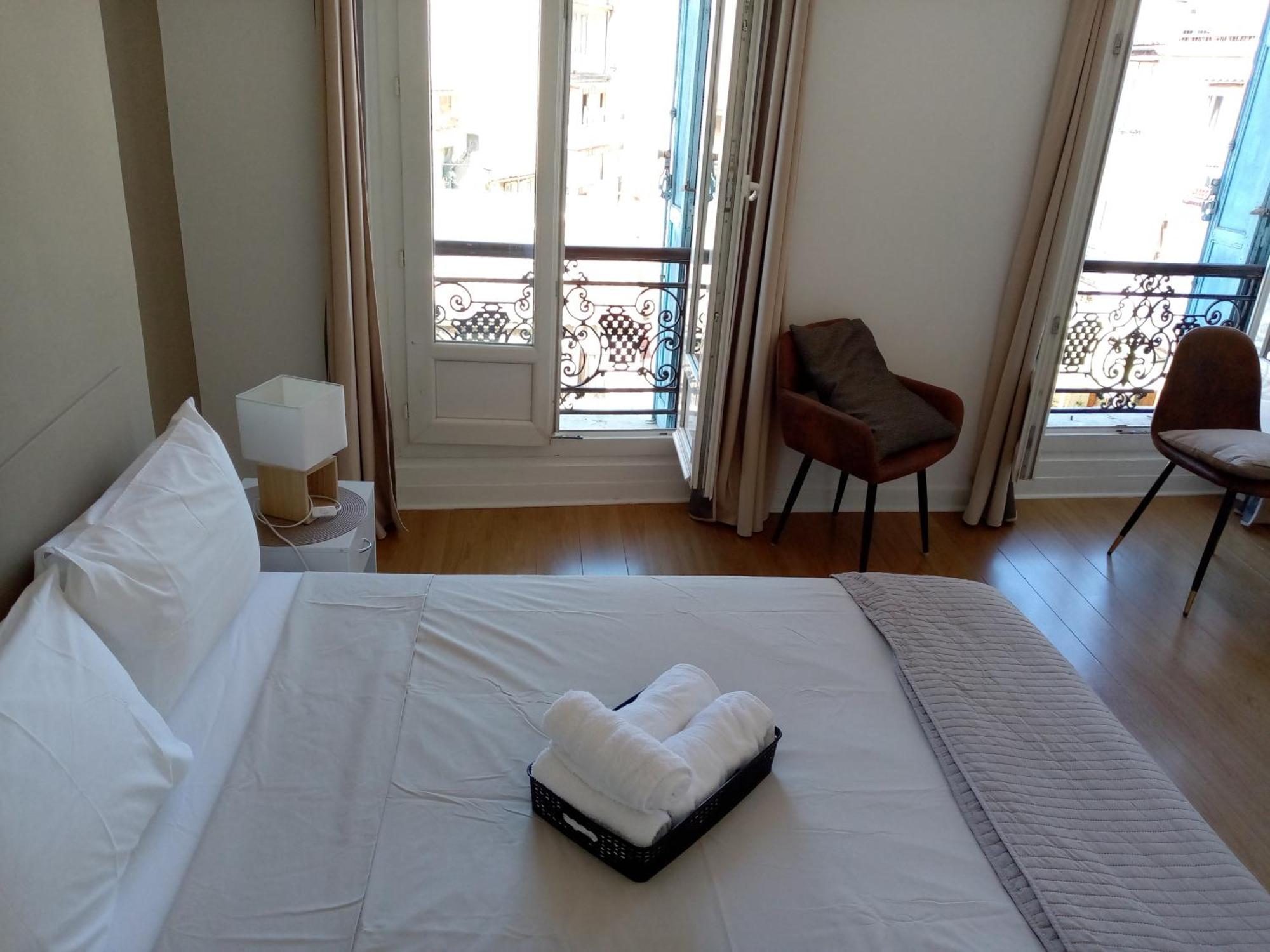Quartier Le Plus Anime De Marseille "La Plaine Cours Julien "Chambre Avec Salle De Bain Wc Privee Integrees "Dans Appartement Eksteriør bilde