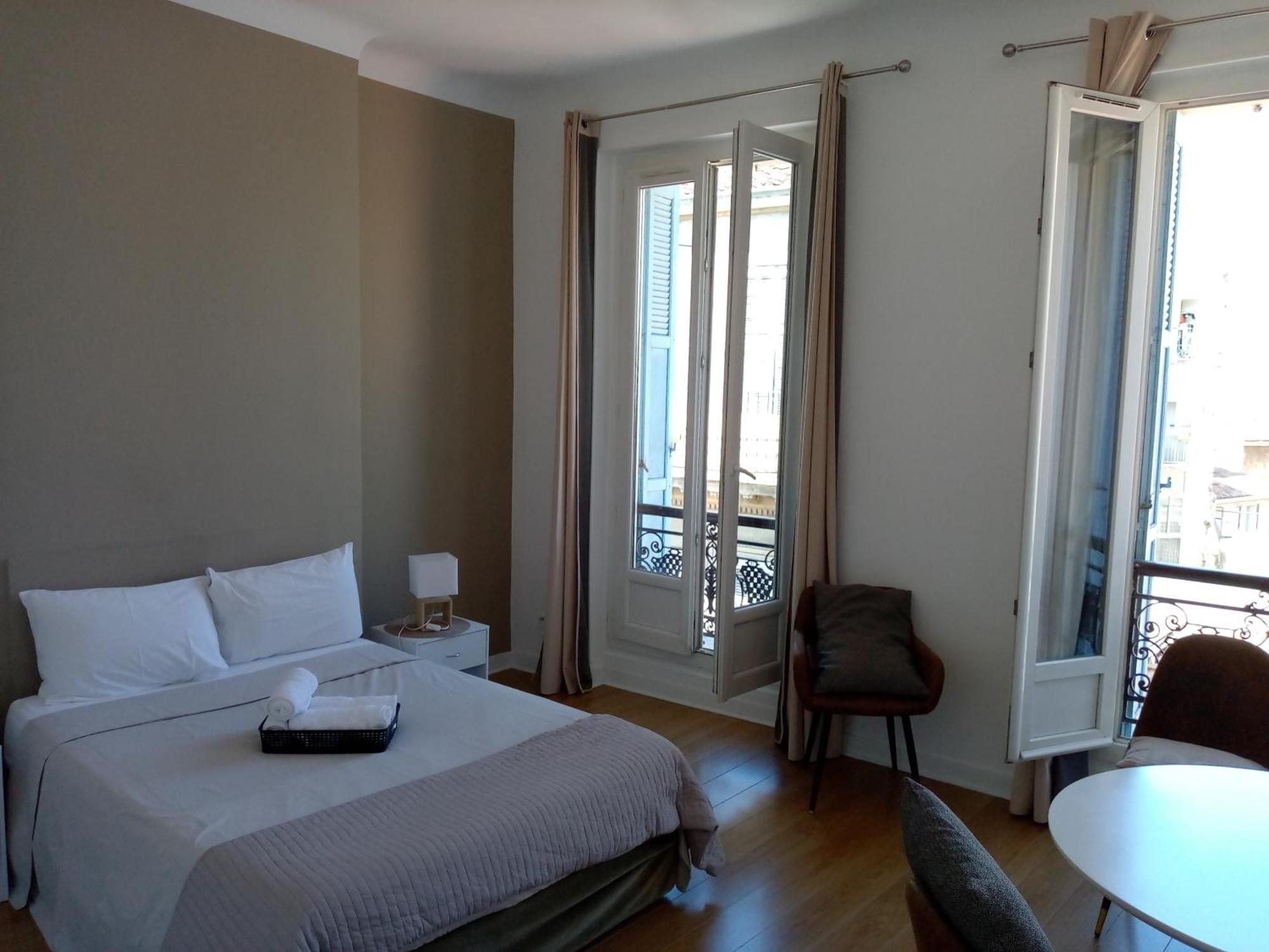 Quartier Le Plus Anime De Marseille "La Plaine Cours Julien "Chambre Avec Salle De Bain Wc Privee Integrees "Dans Appartement Eksteriør bilde